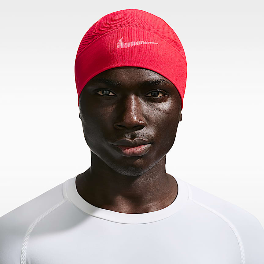 Nike Pro HyperWarm Football Hood. Nike.com